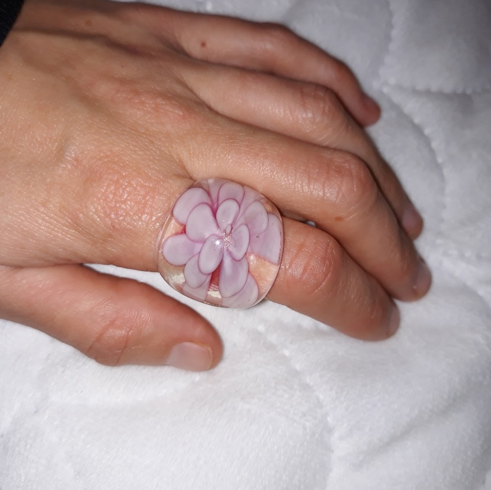 Flower glass ring